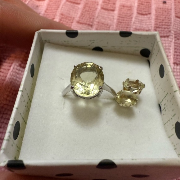 Source Unknown Jewelry - Oval Yellow Citrine Gemstone and 925 Sterling Silver Jewelry Set